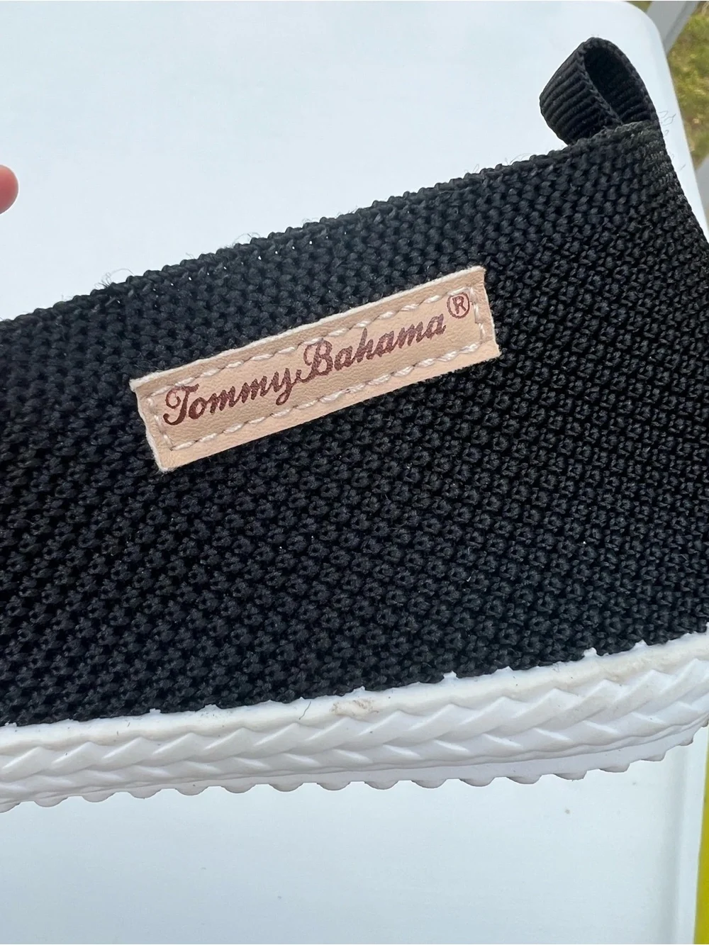 Tommy Bahama Black Slip-On Knit Flats with White Sole Women’s 9